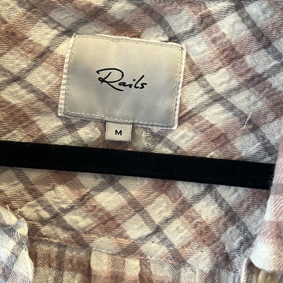 Rails Brady Seersucker Button Up Shirt Powder Steel Brush - Picture 7 of 11